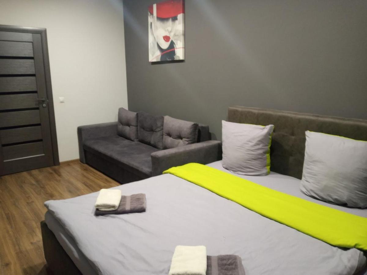 Apartment Yes 41 Oujhorod Extérieur photo