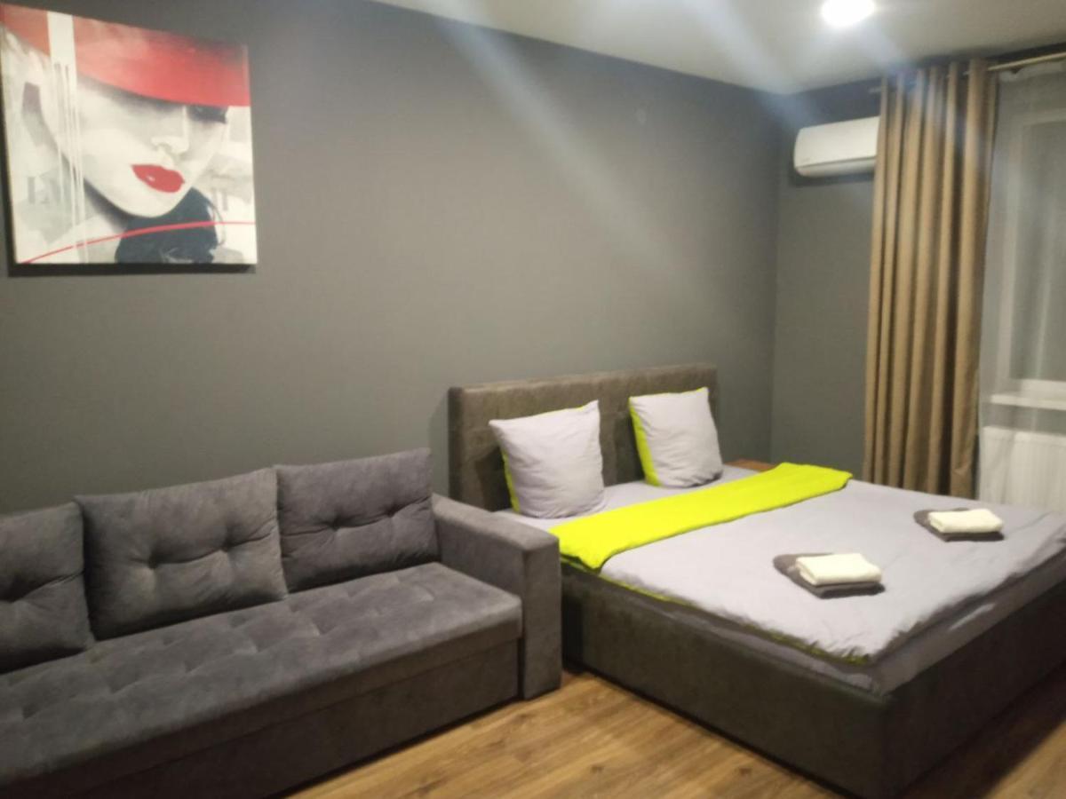 Apartment Yes 41 Oujhorod Extérieur photo